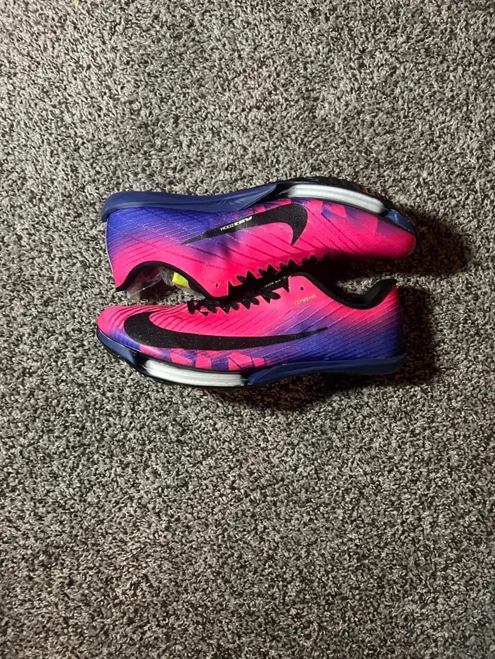 Nike Maxfly 2 Glam Fierce Purple Pink Blast  Men’s size 8.5 Brand new